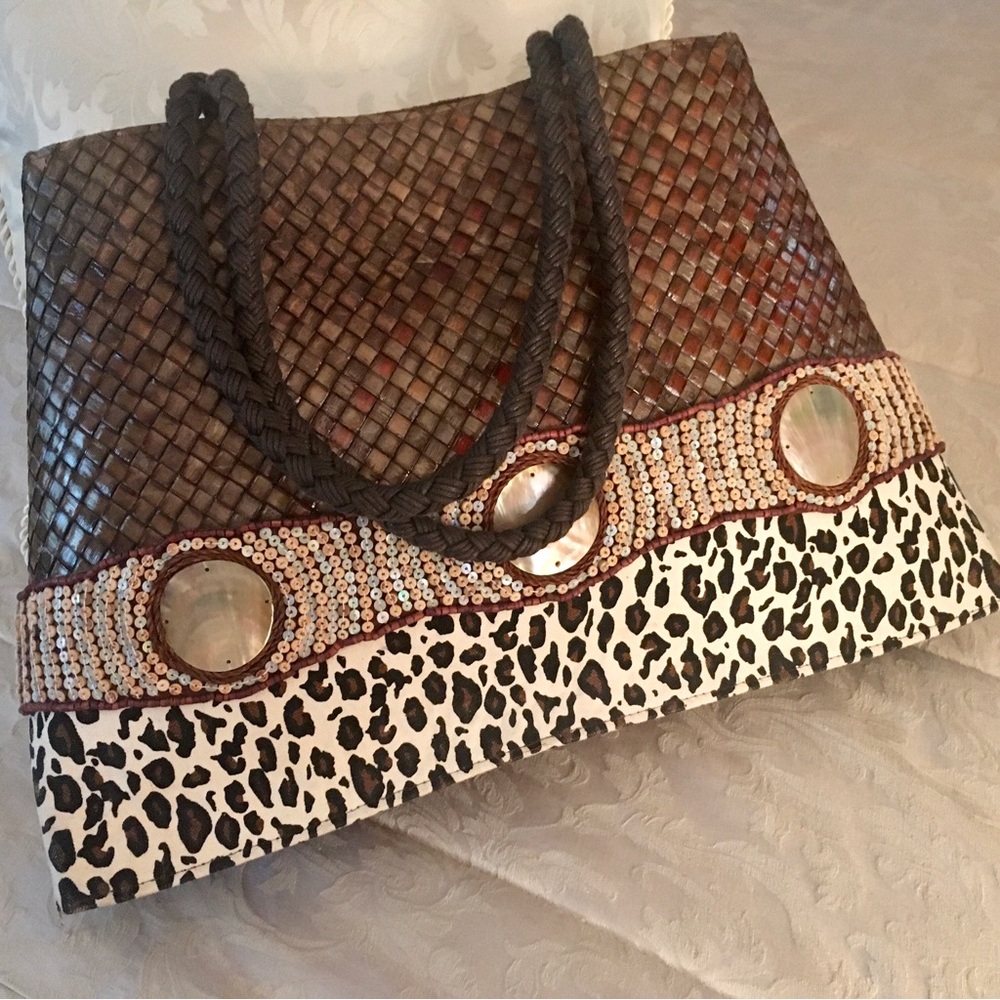 Adrienne Vittadini Beautiful!! Woven Tote